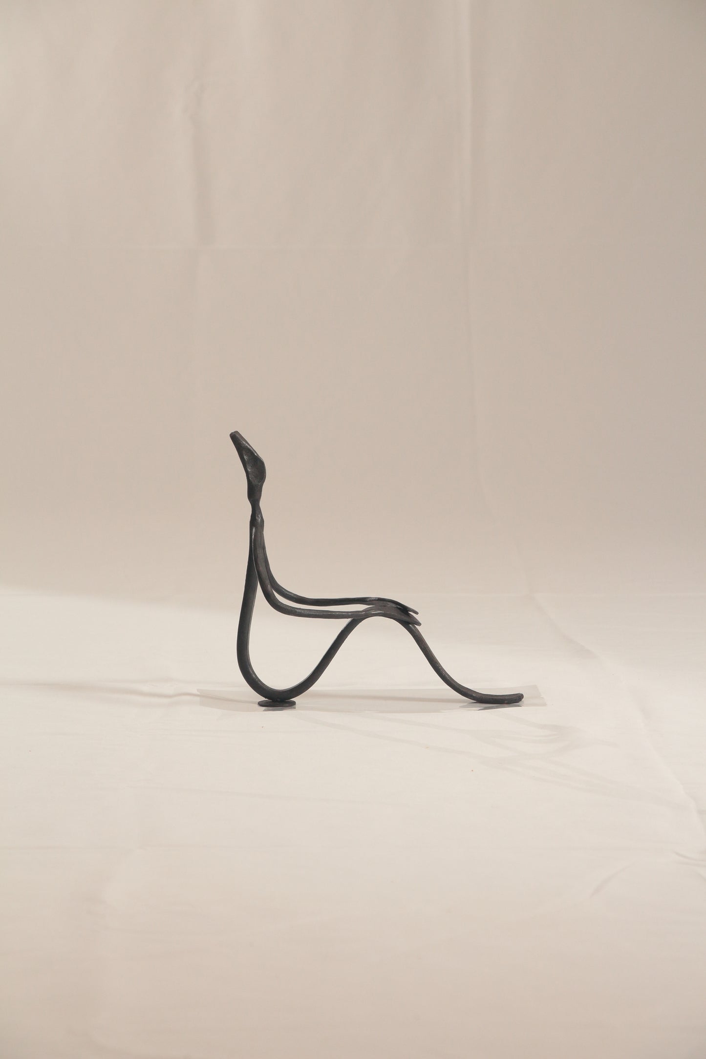 Sculptures・オブジェ タイトル 座る(子供)