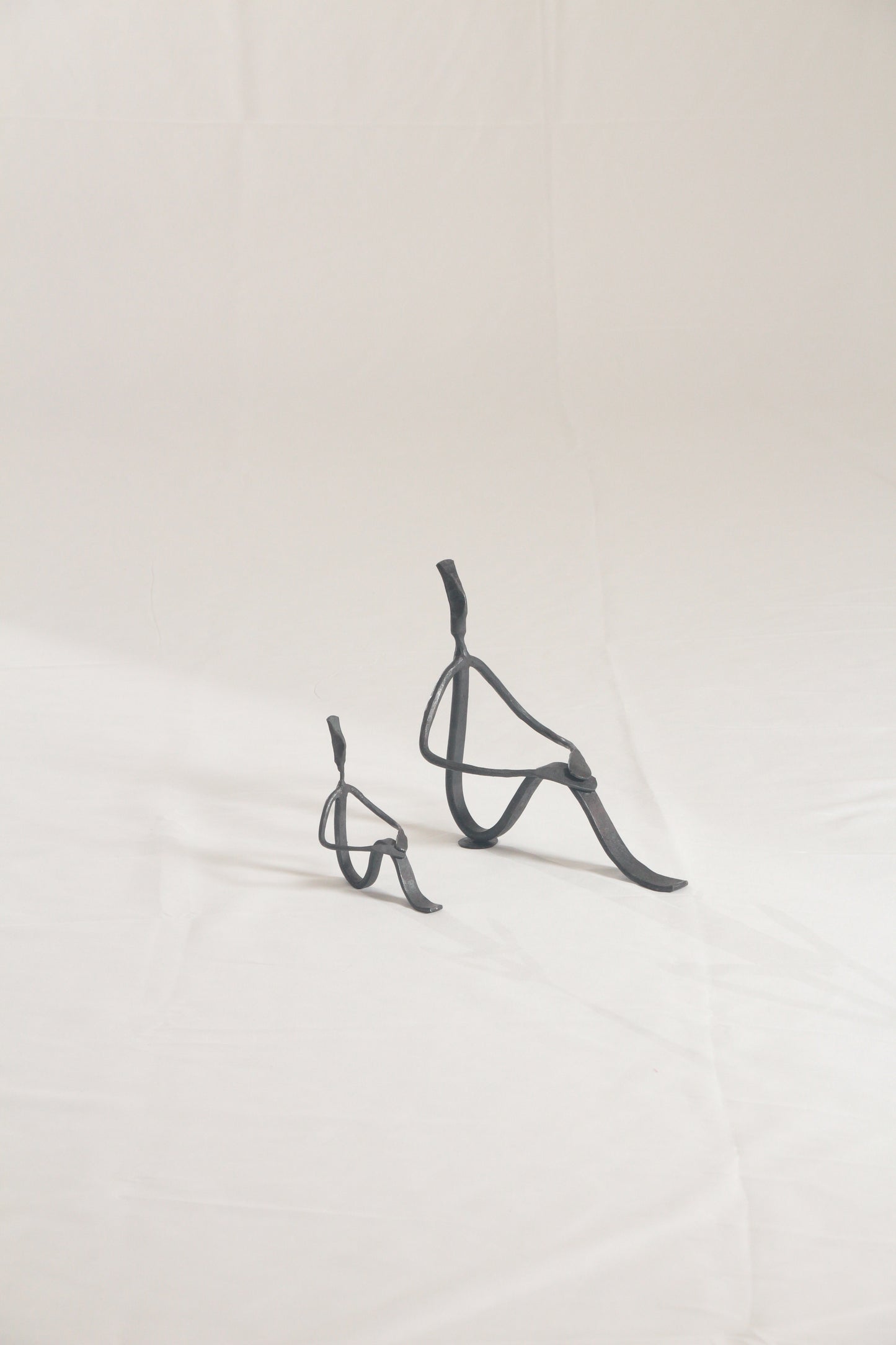 Sculptures・オブジェ タイトル 座る(子供)