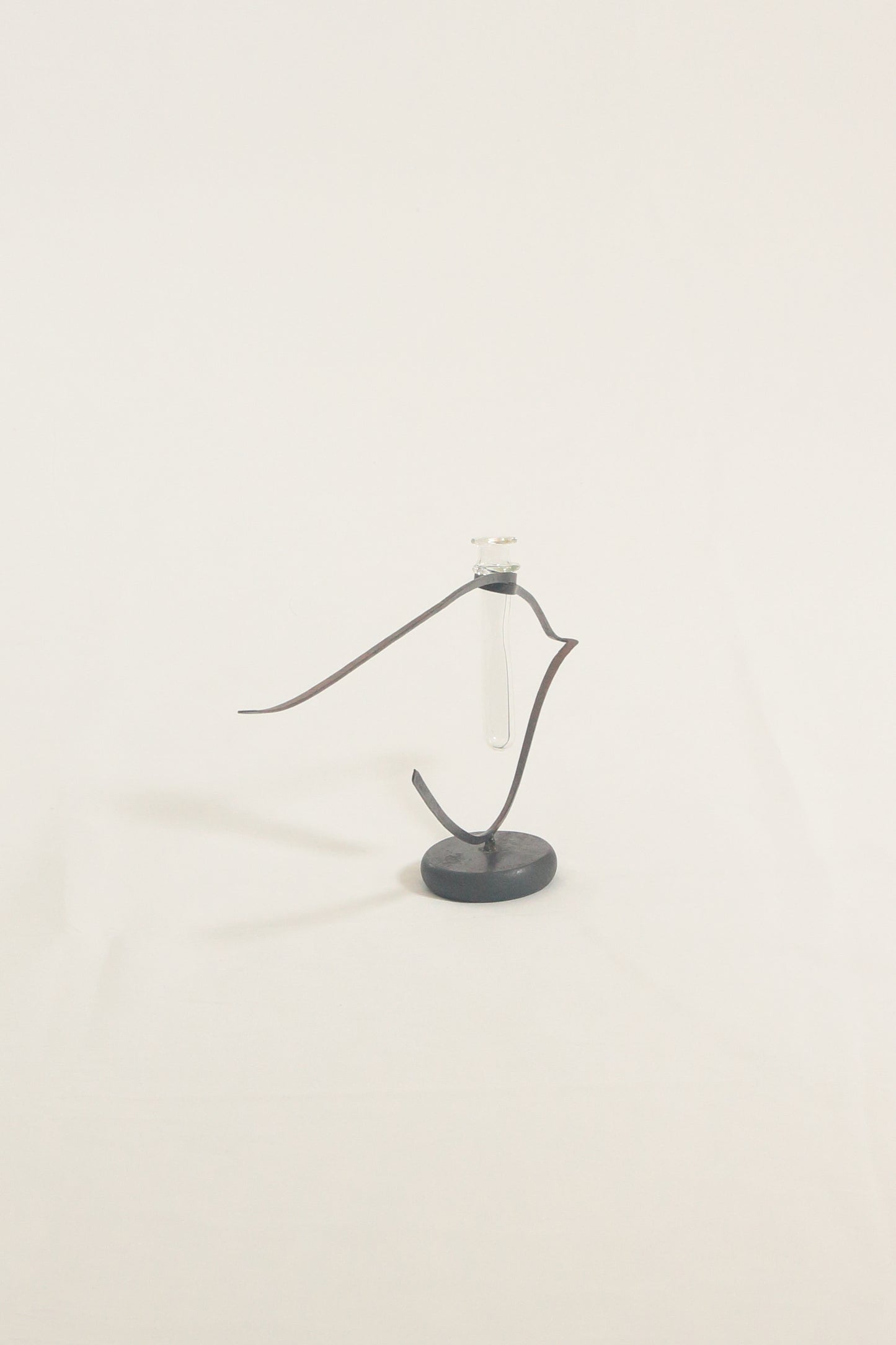 Single Flower Vases - Title: Aladdin