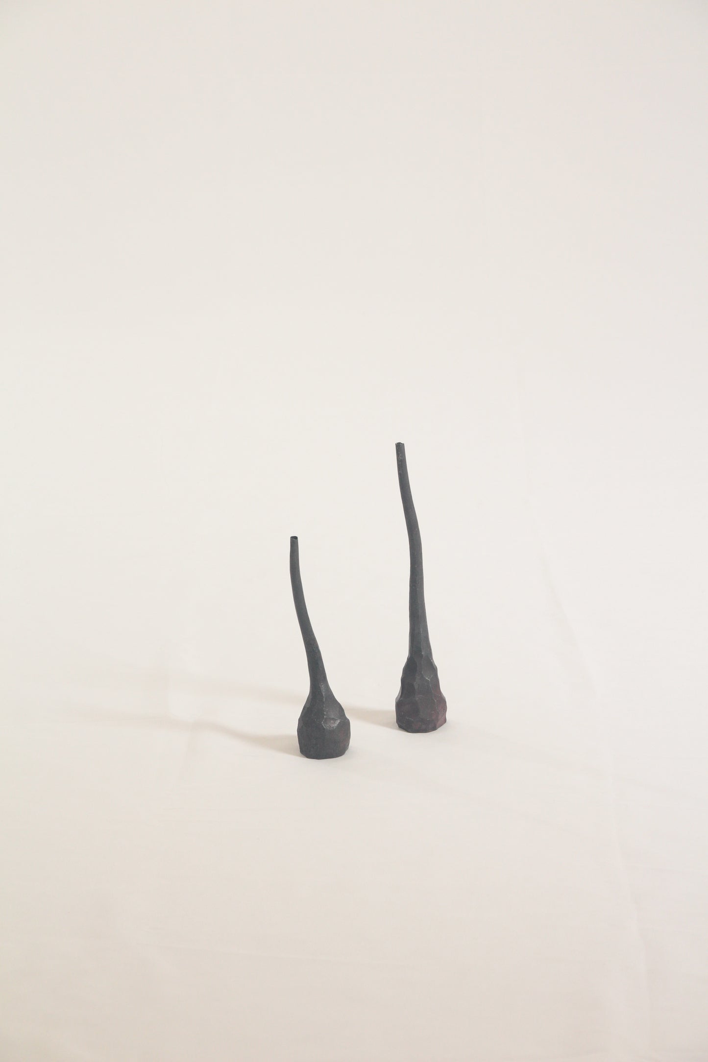 Single Flower Vases・花器 タイトル おたまじゃくしの花入れ