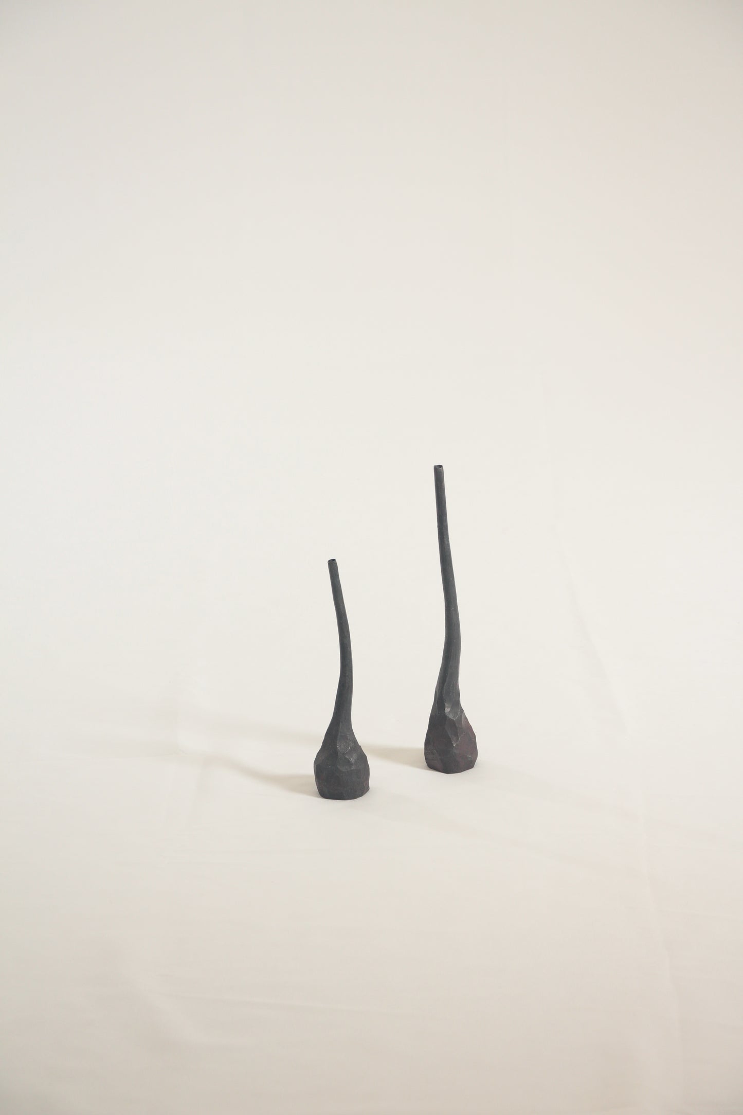 Single Flower Vases・花器 タイトル おたまじゃくしの花入れ